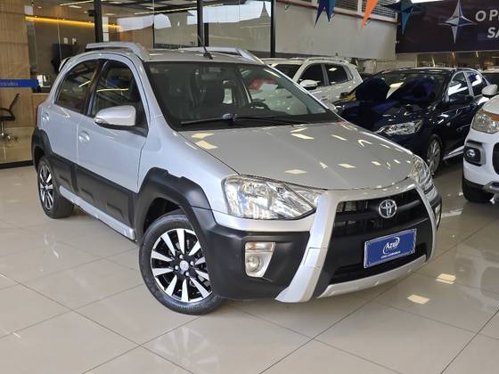 TOYOTA ETIOS CROSS 1.5 16V FLEX 4P AUTOMÁTICO